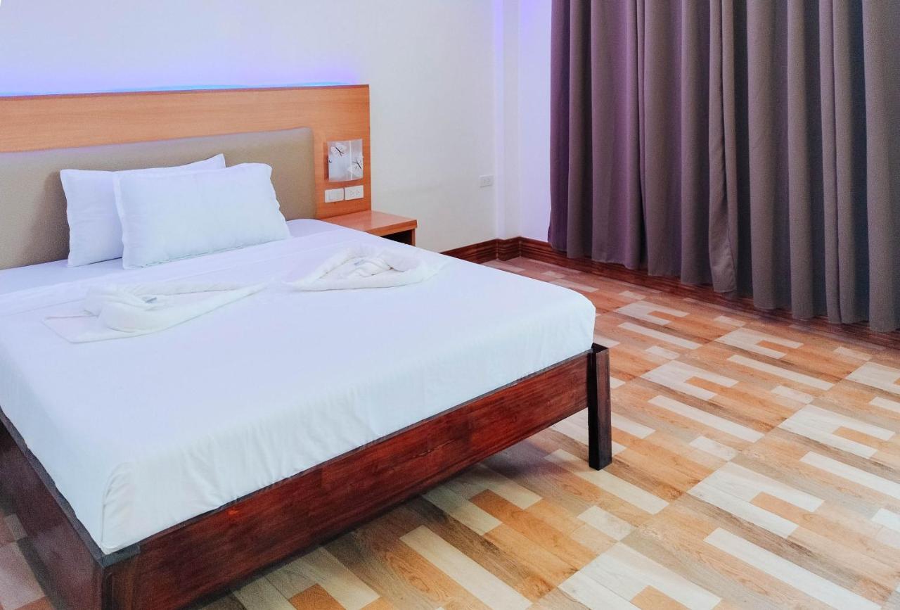 Reddoorz @ Sun Kissed Resort Guindulman Anda  Ngoại thất bức ảnh